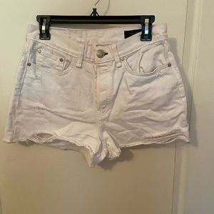 Rag & Bone white denim shorts. In excellent condition!